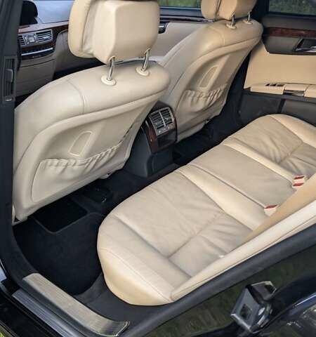 Чорний Мерседес С Клас, об'ємом двигуна 2.99 л та пробігом 375 тис. км за 11499 $, фото 38 на Automoto.ua