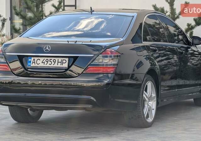 Черный Мерседес С Класс, объемом двигателя 2.99 л и пробегом 375 тыс. км за 10999 $, фото 12 на Automoto.ua
