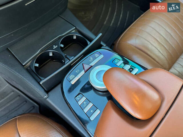 Черный Мерседес С Класс, объемом двигателя 4.66 л и пробегом 302 тыс. км за 9900 $, фото 24 на Automoto.ua