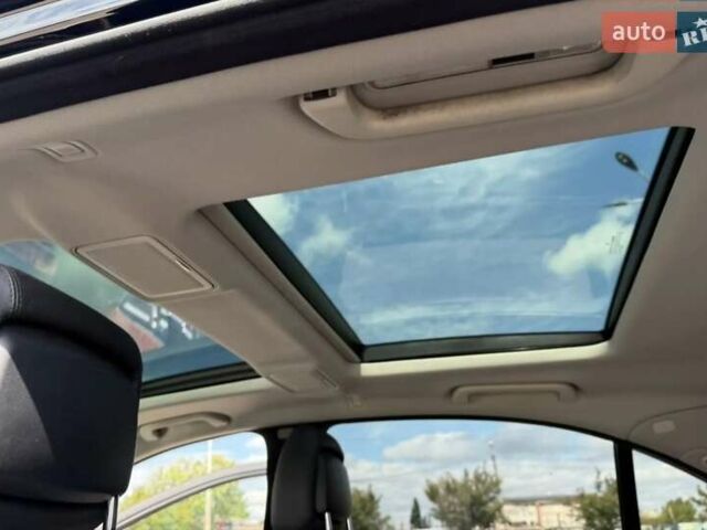 Черный Мерседес С Класс, объемом двигателя 5.46 л и пробегом 440 тыс. км за 10000 $, фото 16 на Automoto.ua