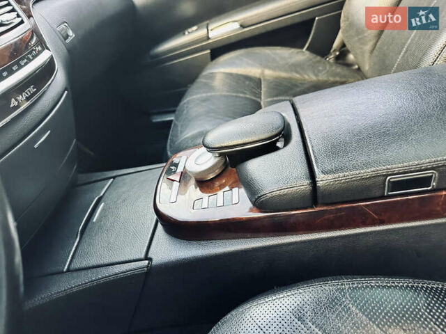 Мерседес С Класс 2008 в Тячеве на Automoto.ua Черный Мерседес С Класс, объемом двигателя 5.5 л и пробегом 210 тыс. км за 13450 $, фото 83 на Automoto.ua