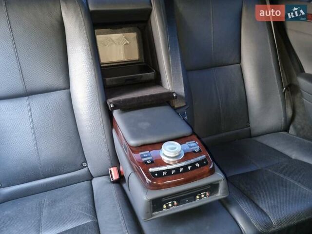 Черный Мерседес С Класс, объемом двигателя 5.5 л и пробегом 132 тыс. км за 21500 $, фото 21 на Automoto.ua