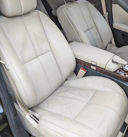 Черный Мерседес С Класс, объемом двигателя 2.99 л и пробегом 375 тыс. км за 10999 $, фото 60 на Automoto.ua