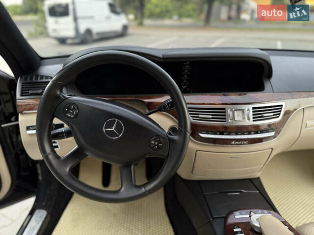 Мерседес С Класс 2008 в Хмельницком на Automoto.ua Черный Мерседес С Класс, объемом двигателя 3 л и пробегом 388 тыс. км за 10700 $, фото 37 на Automoto.ua