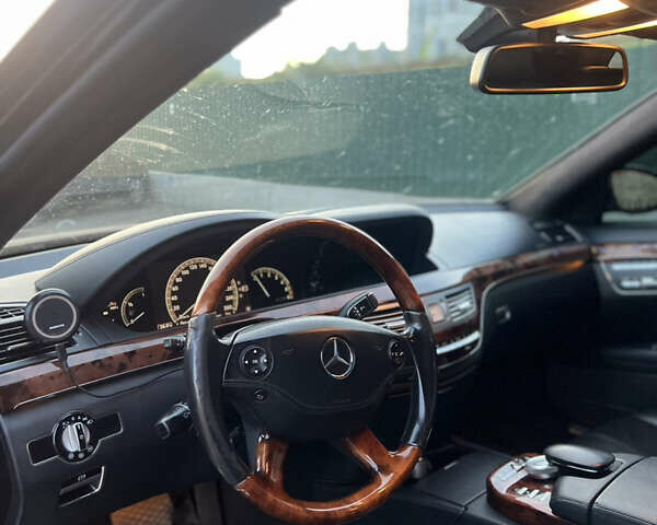 Черный Мерседес С Класс, объемом двигателя 2.99 л и пробегом 216 тыс. км за 11500 $, фото 10 на Automoto.ua