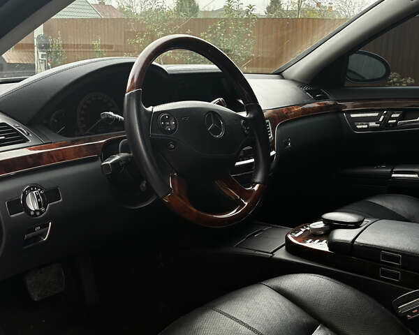 Мерседес С Класс 2008 в Львове на Automoto.ua Черный Мерседес С Класс, объемом двигателя 3.5 л и пробегом 359 тыс. км за 10000 $, фото 6 на Automoto.ua