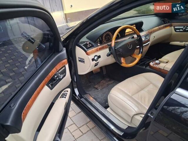 Черный Мерседес С Класс, объемом двигателя 2.99 л и пробегом 396 тыс. км за 13500 $, фото 8 на Automoto.ua