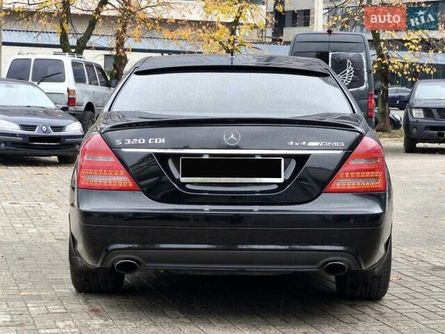 Чорний Мерседес С Клас, об'ємом двигуна 2.99 л та пробігом 328 тис. км за 12950 $, фото 6 на Automoto.ua