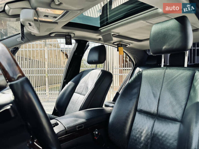 Черный Мерседес С Класс, объемом двигателя 5.5 л и пробегом 210 тыс. км за 12900 $, фото 8 на Automoto.ua