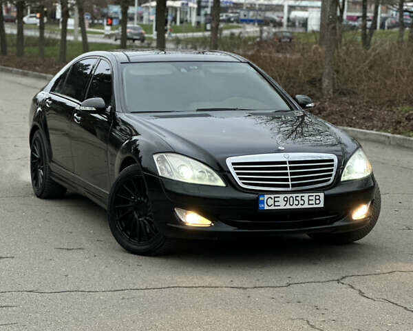 Черный Мерседес С Класс, объемом двигателя 5.5 л и пробегом 238 тыс. км за 10000 $, фото 33 на Automoto.ua