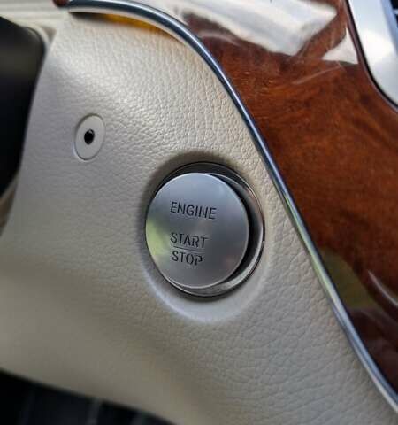 Черный Мерседес С Класс, объемом двигателя 2.99 л и пробегом 375 тыс. км за 10999 $, фото 32 на Automoto.ua