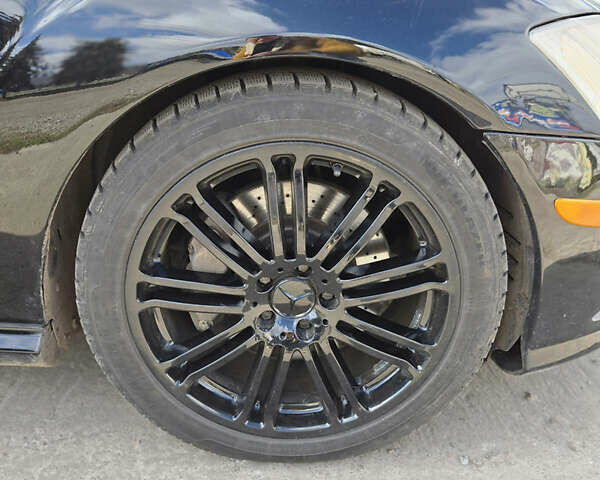 Чорний Мерседес С Клас, об'ємом двигуна 5.5 л та пробігом 260 тис. км за 12999 $, фото 1 на Automoto.ua