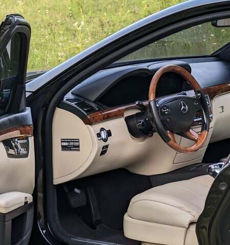 Черный Мерседес С Класс, объемом двигателя 2.99 л и пробегом 375 тыс. км за 10999 $, фото 69 на Automoto.ua