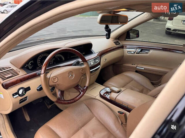 Черный Мерседес С Класс, объемом двигателя 5.46 л и пробегом 258 тыс. км за 15000 $, фото 9 на Automoto.ua