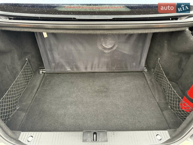 Чорний Мерседес С Клас, об'ємом двигуна 5.46 л та пробігом 245 тис. км за 8500 $, фото 25 на Automoto.ua