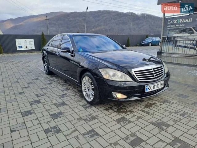 Черный Мерседес С Класс, объемом двигателя 5.5 л и пробегом 341 тыс. км за 8000 $, фото 6 на Automoto.ua