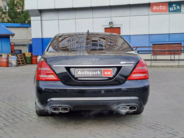 Черный Мерседес С Класс, объемом двигателя 5.5 л и пробегом 261 тыс. км за 10490 $, фото 27 на Automoto.ua