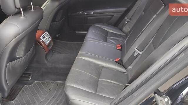 Чорний Мерседес С Клас, об'ємом двигуна 5.5 л та пробігом 198 тис. км за 12000 $, фото 1 на Automoto.ua