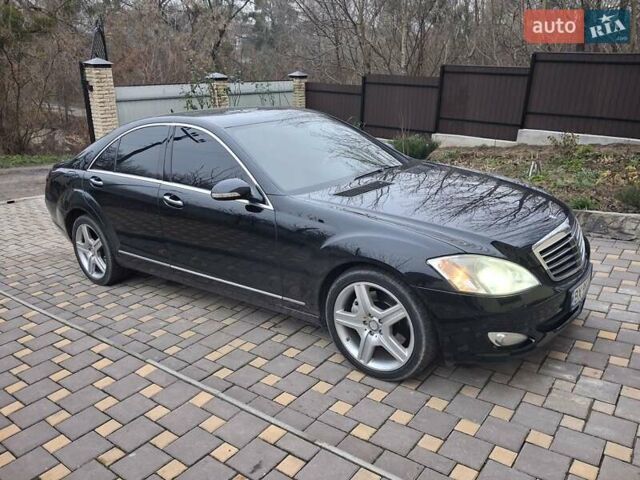 Черный Мерседес С Класс, объемом двигателя 2.99 л и пробегом 396 тыс. км за 13500 $, фото 7 на Automoto.ua