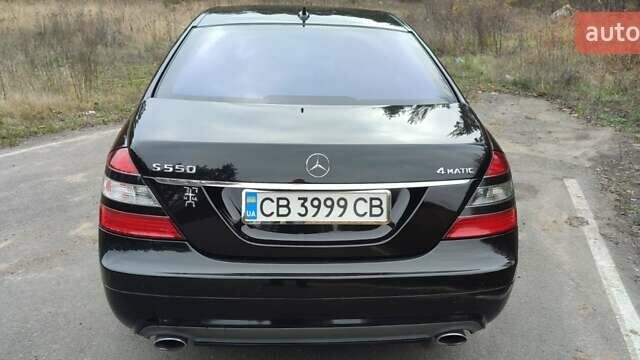 Чорний Мерседес С Клас, об'ємом двигуна 5.5 л та пробігом 198 тис. км за 12000 $, фото 5 на Automoto.ua