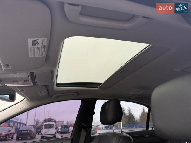 Чорний Мерседес С Клас, об'ємом двигуна 5.46 л та пробігом 245 тис. км за 8500 $, фото 24 на Automoto.ua