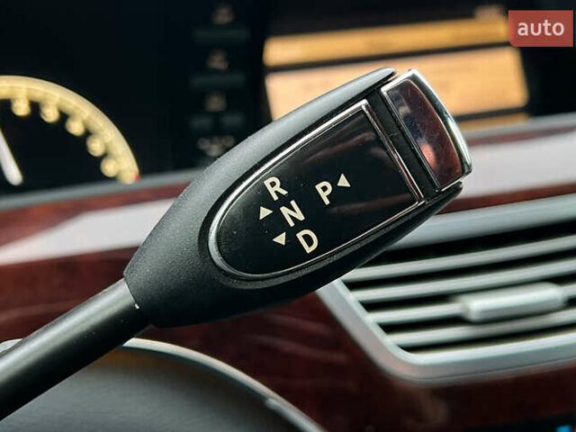 Черный Мерседес С Класс, объемом двигателя 3.5 л и пробегом 245 тыс. км за 13750 $, фото 12 на Automoto.ua