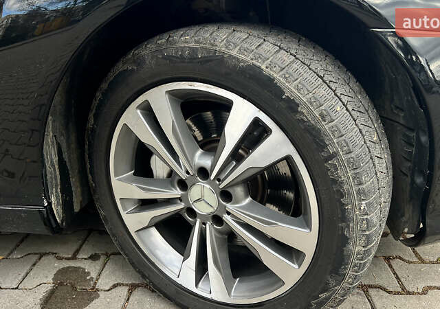 Черный Мерседес С Класс, объемом двигателя 3.5 л и пробегом 273 тыс. км за 11200 $, фото 27 на Automoto.ua