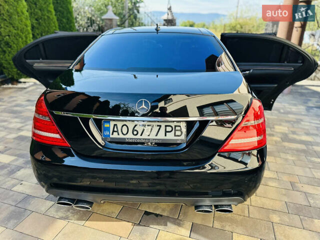 Черный Мерседес С Класс, объемом двигателя 5.5 л и пробегом 210 тыс. км за 12900 $, фото 29 на Automoto.ua