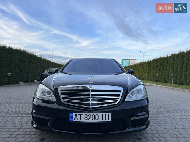 Черный Мерседес С Класс, объемом двигателя 5.46 л и пробегом 243 тыс. км за 14990 $, фото 2 на Automoto.ua