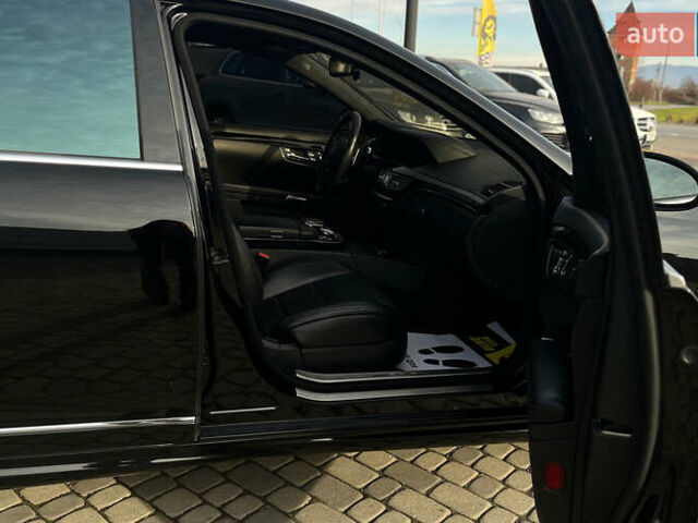 Черный Мерседес С Класс, объемом двигателя 6.21 л и пробегом 205 тыс. км за 18800 $, фото 18 на Automoto.ua