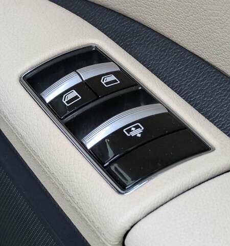 Чорний Мерседес С Клас, об'ємом двигуна 2.99 л та пробігом 375 тис. км за 11499 $, фото 53 на Automoto.ua