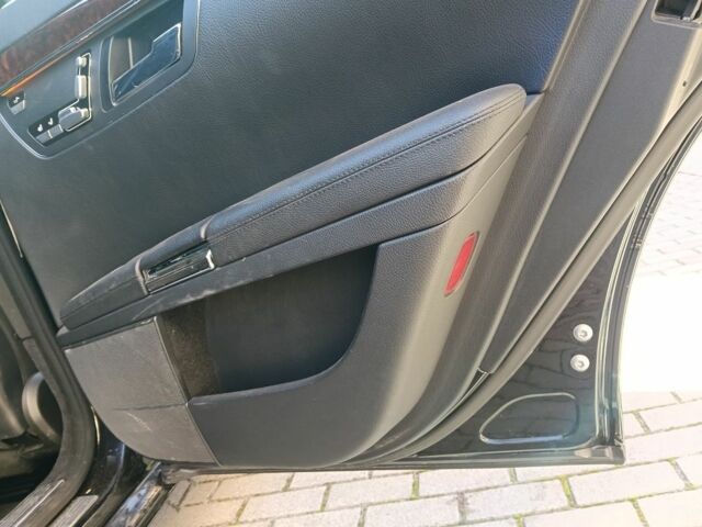 Мерседес С Класс 2008 в Львове на Automoto.ua Черный Мерседес С Класс, объемом двигателя 3.5 л и пробегом 243 тыс. км за 14000 $, фото 14 на Automoto.ua