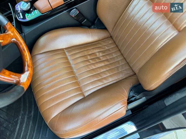 Черный Мерседес С Класс, объемом двигателя 4.66 л и пробегом 302 тыс. км за 9900 $, фото 19 на Automoto.ua