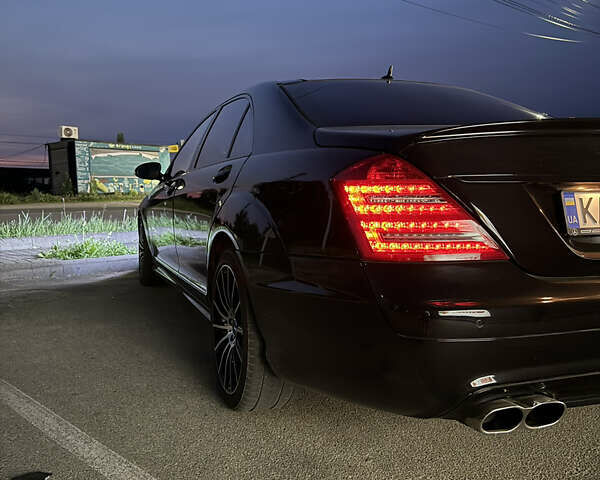 Мерседес С Клас 2008 у Києві на Automoto.ua Чорний Мерседес С Клас, об'ємом двигуна 5.51 л та пробігом 254 тис. км за 11000 $, фото 21 на Automoto.ua