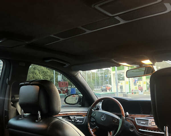 Черный Мерседес С Класс, объемом двигателя 2.99 л и пробегом 216 тыс. км за 11500 $, фото 8 на Automoto.ua