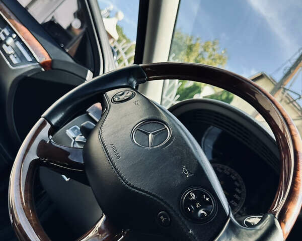 Мерседес С Класс 2008 в Тячеве на Automoto.ua Черный Мерседес С Класс, объемом двигателя 5.5 л и пробегом 210 тыс. км за 13450 $, фото 99 на Automoto.ua