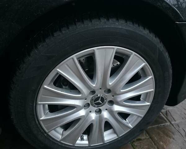 Чорний Мерседес С Клас, об'ємом двигуна 5.46 л та пробігом 330 тис. км за 11500 $, фото 14 на Automoto.ua