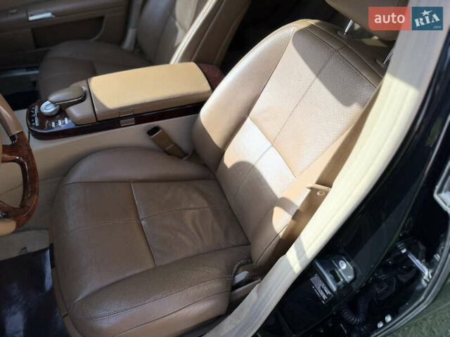 Черный Мерседес С Класс, объемом двигателя 5.5 л и пробегом 288 тыс. км за 10500 $, фото 36 на Automoto.ua