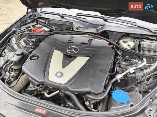 Чорний Мерседес С Клас, об'ємом двигуна 2.99 л та пробігом 328 тис. км за 12950 $, фото 20 на Automoto.ua