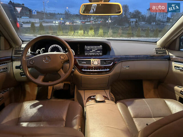 Черный Мерседес С Класс, объемом двигателя 3 л и пробегом 296 тыс. км за 12500 $, фото 17 на Automoto.ua