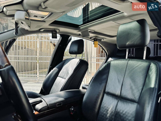 Черный Мерседес С Класс, объемом двигателя 5.5 л и пробегом 210 тыс. км за 12900 $, фото 80 на Automoto.ua