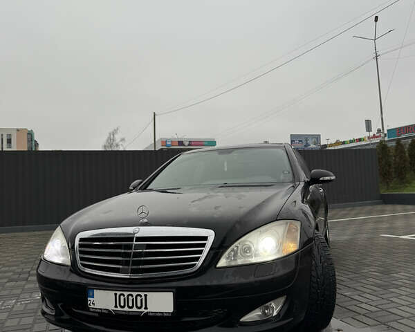 Черный Мерседес С Класс, объемом двигателя 2.99 л и пробегом 300 тыс. км за 10500 $, фото 4 на Automoto.ua