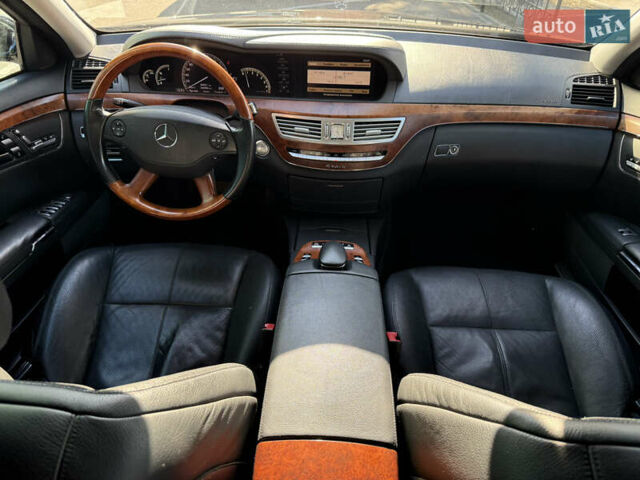 Черный Мерседес С Класс, объемом двигателя 3.5 л и пробегом 164 тыс. км за 12400 $, фото 20 на Automoto.ua