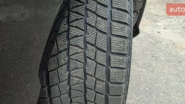 Чорний Мерседес С Клас, об'ємом двигуна 5.5 л та пробігом 198 тис. км за 12000 $, фото 15 на Automoto.ua