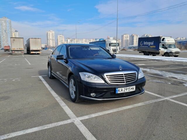 Чорний Мерседес С Клас, об'ємом двигуна 5.5 л та пробігом 250 тис. км за 12500 $, фото 11 на Automoto.ua