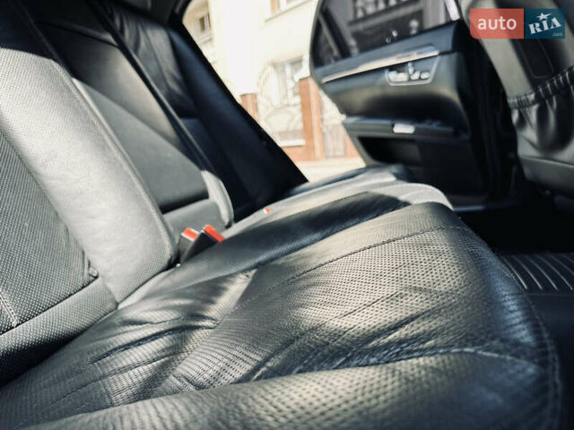 Черный Мерседес С Класс, объемом двигателя 5.5 л и пробегом 210 тыс. км за 12900 $, фото 24 на Automoto.ua