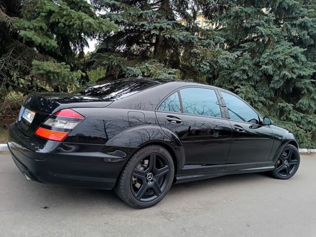 Черный Мерседес С Класс, объемом двигателя 5 л и пробегом 345 тыс. км за 18999 $, фото 5 на Automoto.ua