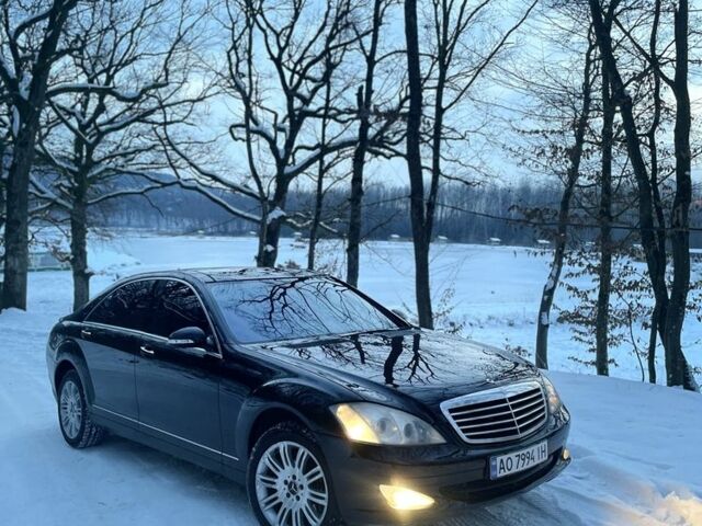 Чорний Мерседес С Клас, об'ємом двигуна 5.5 л та пробігом 342 тис. км за 8550 $, фото 9 на Automoto.ua