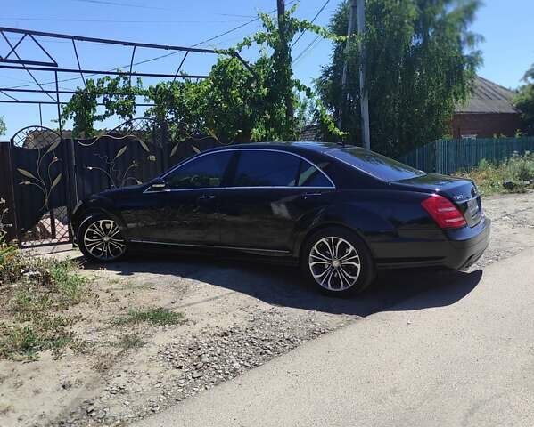 Черный Мерседес С Класс, объемом двигателя 5.5 л и пробегом 265 тыс. км за 11199 $, фото 25 на Automoto.ua