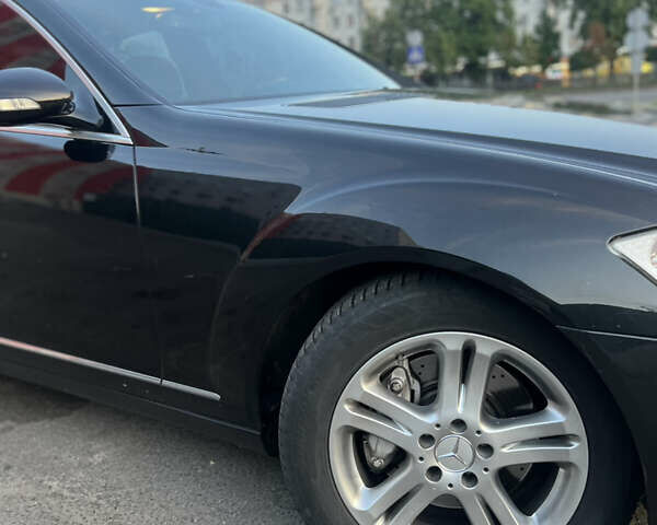 Черный Мерседес С Класс, объемом двигателя 2.99 л и пробегом 216 тыс. км за 11500 $, фото 12 на Automoto.ua